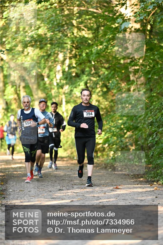06.10.2024 - Bramfelder Halbmarathon 2024 Dr. Thomas Lammeyer http://msf.ph/oto/7334966 06.10.2024 09:53:28 Laufen 554, 28, 394 meine-sportfotos.de