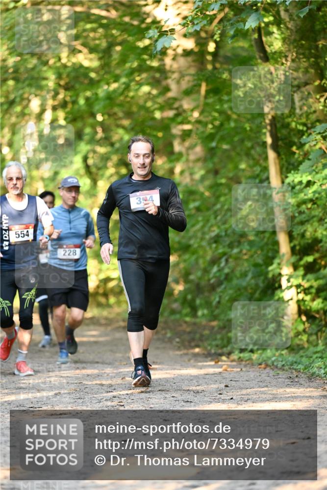 06.10.2024 - Bramfelder Halbmarathon 2024 Dr. Thomas Lammeyer http://msf.ph/oto/7334979 06.10.2024 09:53:30 Laufen 554, 228, 394 meine-sportfotos.de