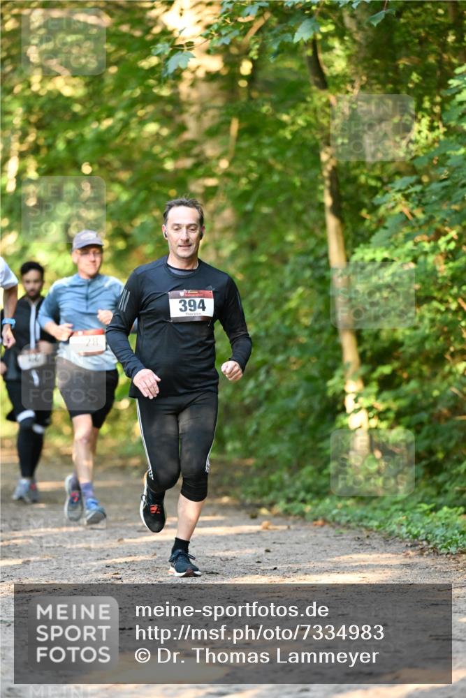 06.10.2024 - Bramfelder Halbmarathon 2024 Dr. Thomas Lammeyer http://msf.ph/oto/7334983 06.10.2024 09:53:30 Laufen 28, 394 meine-sportfotos.de