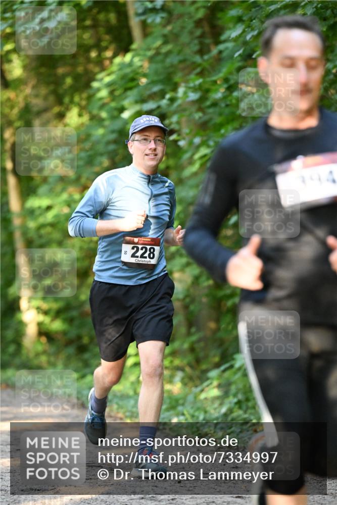 06.10.2024 - Bramfelder Halbmarathon 2024 Dr. Thomas Lammeyer http://msf.ph/oto/7334997 06.10.2024 09:53:34 Laufen 99, 228 meine-sportfotos.de