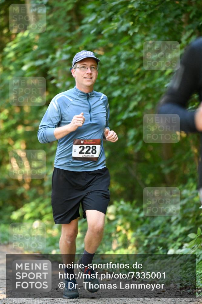 06.10.2024 - Bramfelder Halbmarathon 2024 Dr. Thomas Lammeyer http://msf.ph/oto/7335001 06.10.2024 09:53:34 Laufen 228, 50 meine-sportfotos.de