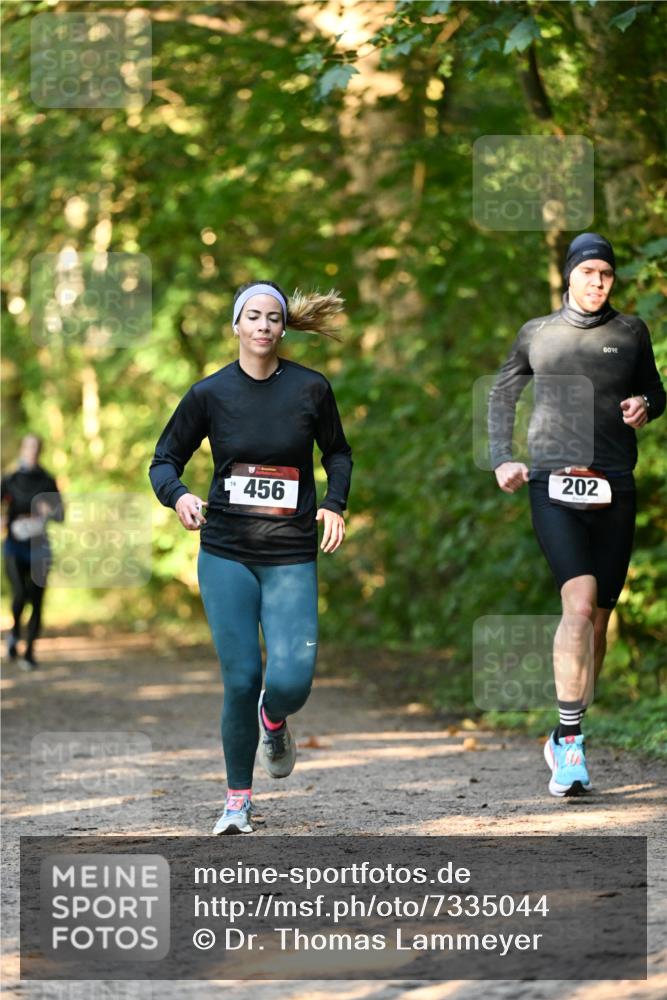 06.10.2024 - Bramfelder Halbmarathon 2024 Dr. Thomas Lammeyer http://msf.ph/oto/7335044 06.10.2024 09:53:48 Laufen 16, 456, 202 meine-sportfotos.de