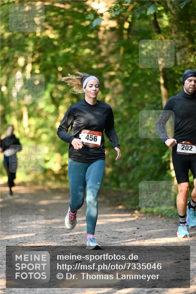 06.10.2024 - Bramfelder Halbmarathon 2024 Dr. Thomas Lammeyer http://msf.ph/oto/7335046 06.10.2024 09:53:49 Laufen 202, 456 meine-sportfotos.de