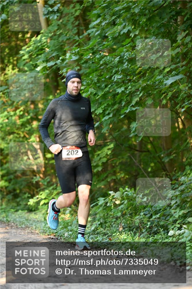 06.10.2024 - Bramfelder Halbmarathon 2024 Dr. Thomas Lammeyer http://msf.ph/oto/7335049 06.10.2024 09:53:50 Laufen 202 meine-sportfotos.de