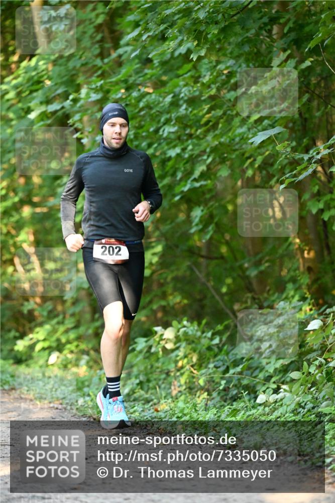06.10.2024 - Bramfelder Halbmarathon 2024 Dr. Thomas Lammeyer http://msf.ph/oto/7335050 06.10.2024 09:53:50 Laufen 202 meine-sportfotos.de