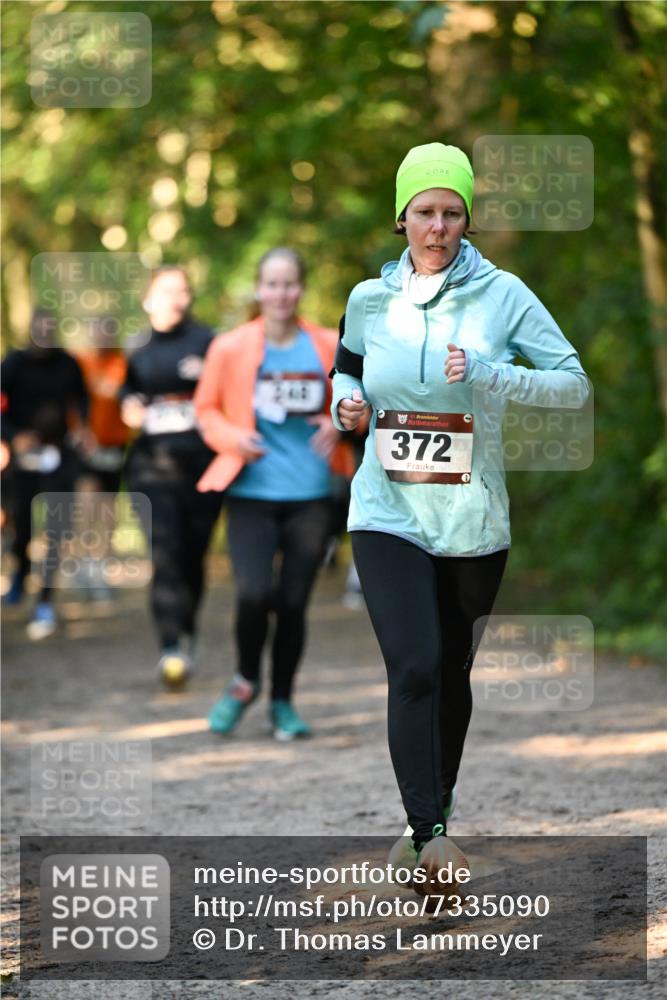 06.10.2024 - Bramfelder Halbmarathon 2024 Dr. Thomas Lammeyer http://msf.ph/oto/7335090 06.10.2024 09:53:58 Laufen 240, 372 meine-sportfotos.de