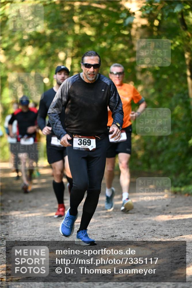 06.10.2024 - Bramfelder Halbmarathon 2024 Dr. Thomas Lammeyer http://msf.ph/oto/7335117 06.10.2024 09:54:04 Laufen 369, 69 meine-sportfotos.de