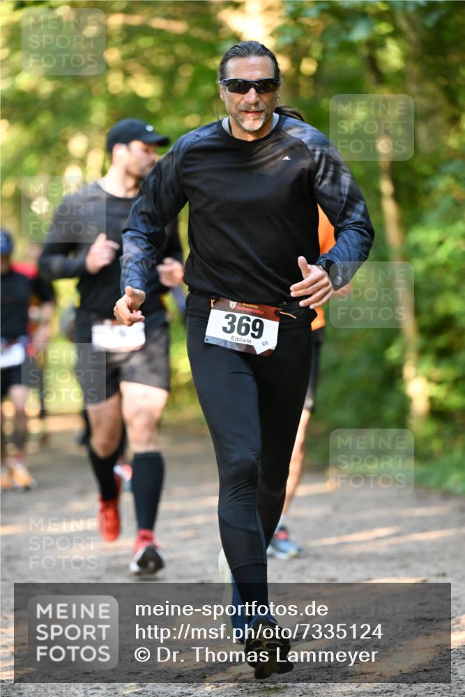 06.10.2024 - Bramfelder Halbmarathon 2024 Dr. Thomas Lammeyer http://msf.ph/oto/7335124 06.10.2024 09:54:04 Laufen 369, 69 meine-sportfotos.de