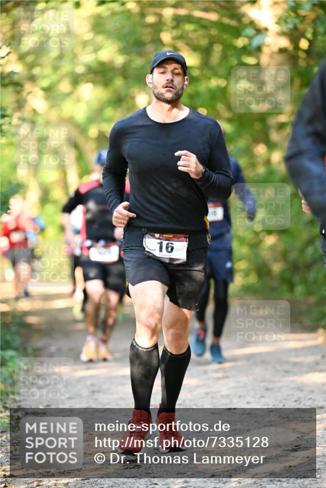 06.10.2024 - Bramfelder Halbmarathon 2024 Dr. Thomas Lammeyer http://msf.ph/oto/7335128 06.10.2024 09:54:05 Laufen 16 meine-sportfotos.de