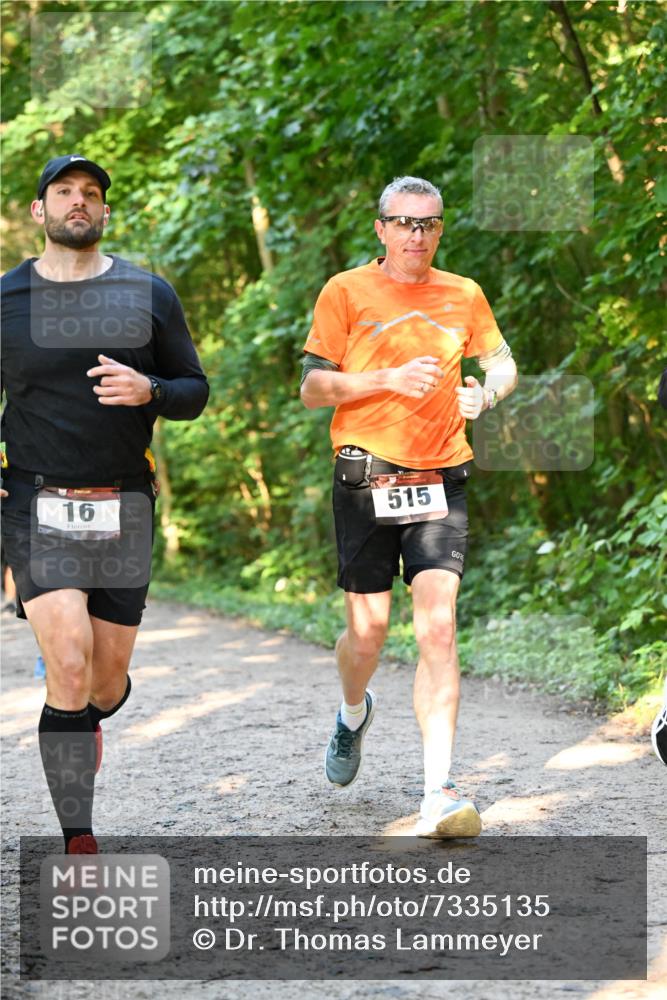 06.10.2024 - Bramfelder Halbmarathon 2024 Dr. Thomas Lammeyer http://msf.ph/oto/7335135 06.10.2024 09:54:07 Laufen 16, 515 meine-sportfotos.de