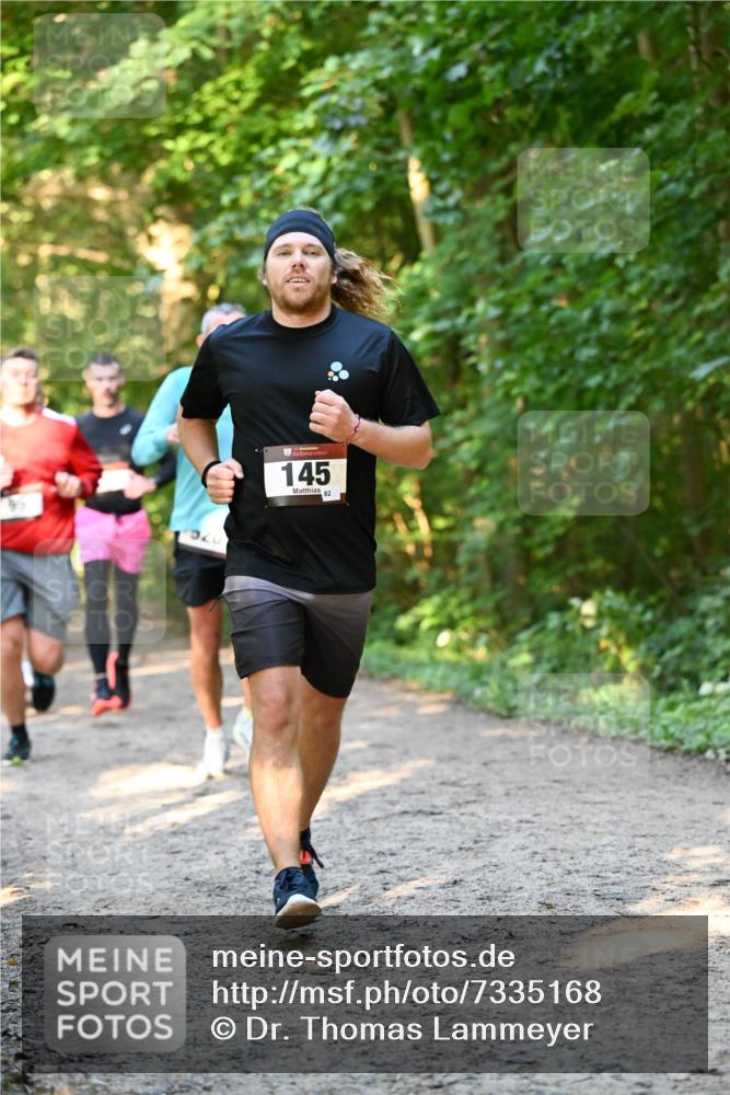 06.10.2024 - Bramfelder Halbmarathon 2024 Dr. Thomas Lammeyer http://msf.ph/oto/7335168 06.10.2024 09:54:15 Laufen 320, 145, 2 meine-sportfotos.de