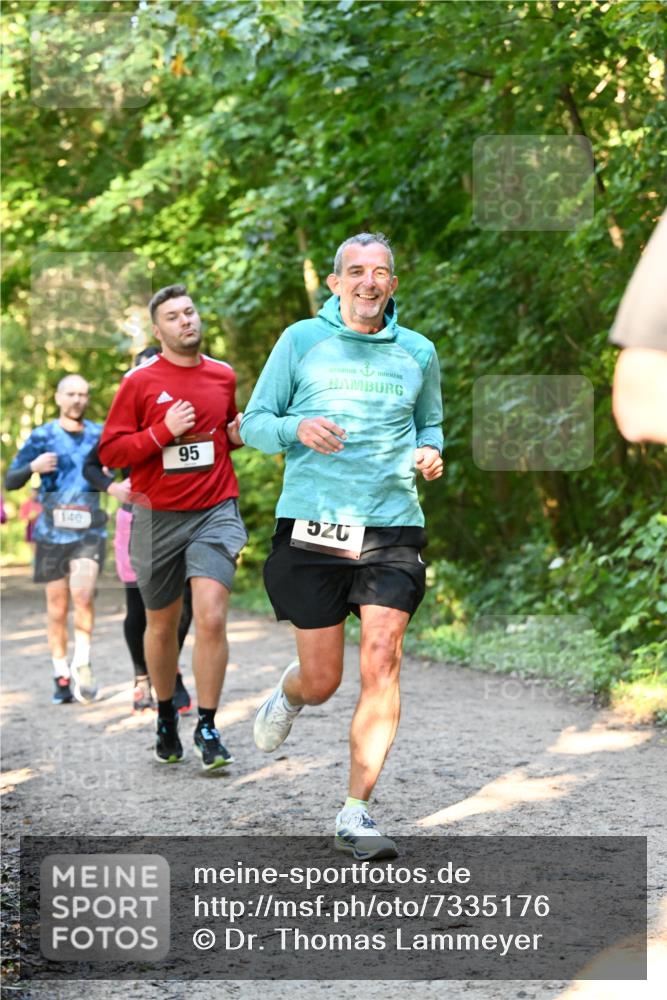 06.10.2024 - Bramfelder Halbmarathon 2024 Dr. Thomas Lammeyer http://msf.ph/oto/7335176 06.10.2024 09:54:17 Laufen 140, 95, 520 meine-sportfotos.de