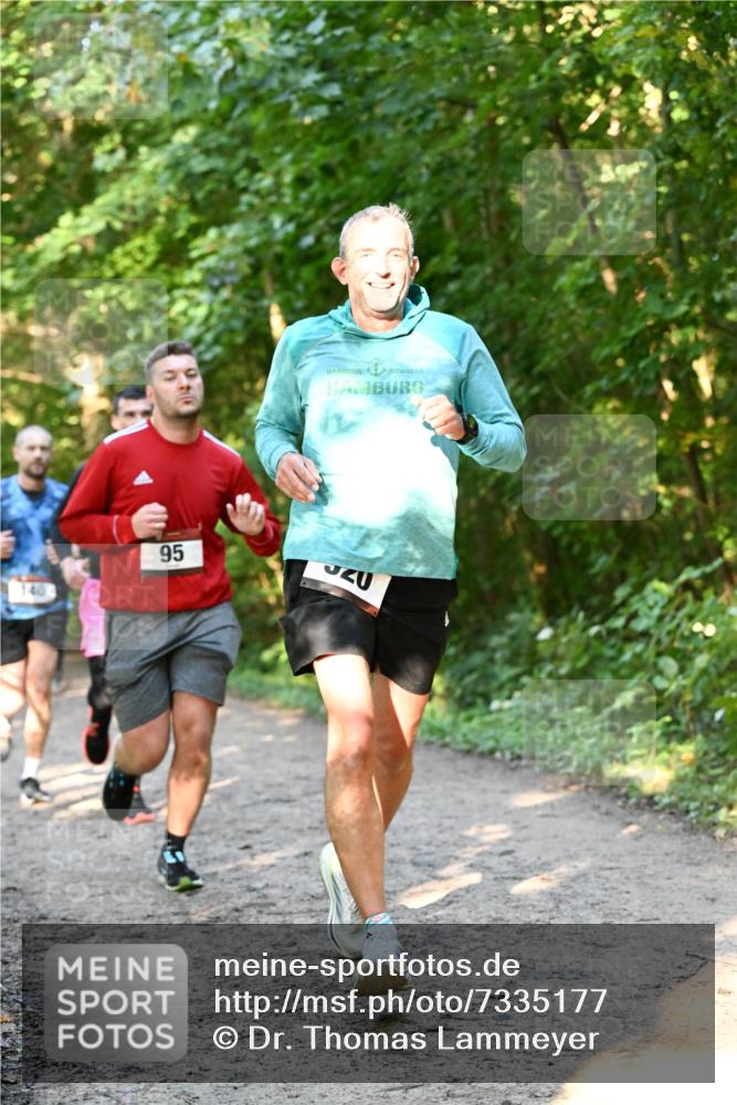 06.10.2024 - Bramfelder Halbmarathon 2024 Dr. Thomas Lammeyer http://msf.ph/oto/7335177 06.10.2024 09:54:17 Laufen 140, 95 meine-sportfotos.de