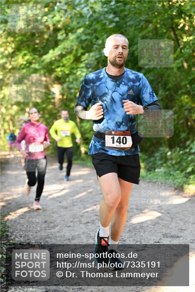 06.10.2024 - Bramfelder Halbmarathon 2024 Dr. Thomas Lammeyer http://msf.ph/oto/7335191 06.10.2024 09:54:20 Laufen 33, 140 meine-sportfotos.de