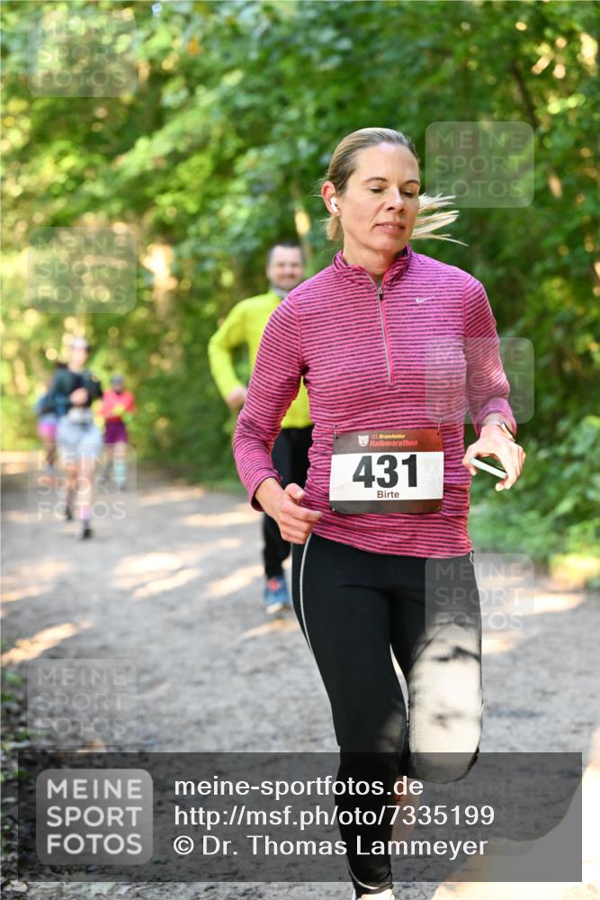 06.10.2024 - Bramfelder Halbmarathon 2024 Dr. Thomas Lammeyer http://msf.ph/oto/7335199 06.10.2024 09:54:21 Laufen 33, 431 meine-sportfotos.de