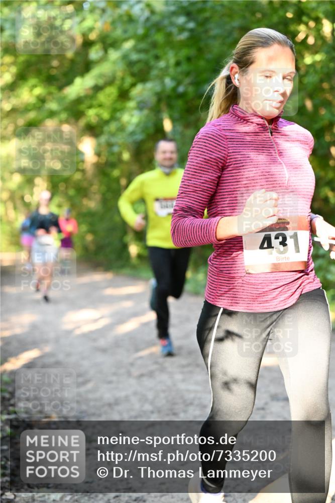 06.10.2024 - Bramfelder Halbmarathon 2024 Dr. Thomas Lammeyer http://msf.ph/oto/7335200 06.10.2024 09:54:21 Laufen 431 meine-sportfotos.de