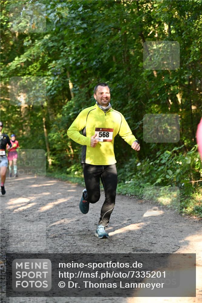 06.10.2024 - Bramfelder Halbmarathon 2024 Dr. Thomas Lammeyer http://msf.ph/oto/7335201 06.10.2024 09:54:22 Laufen 16, 568 meine-sportfotos.de