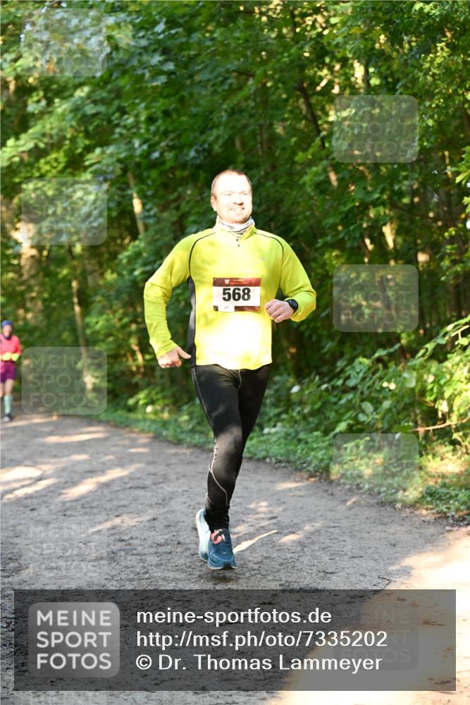 06.10.2024 - Bramfelder Halbmarathon 2024 Dr. Thomas Lammeyer http://msf.ph/oto/7335202 06.10.2024 09:54:22 Laufen 568 meine-sportfotos.de