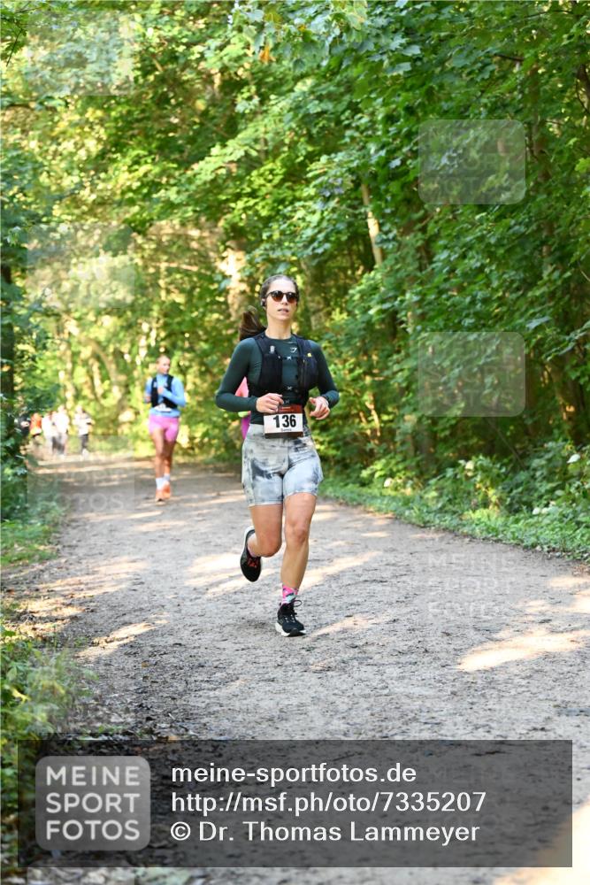 06.10.2024 - Bramfelder Halbmarathon 2024 Dr. Thomas Lammeyer http://msf.ph/oto/7335207 06.10.2024 09:54:24 Laufen 136 meine-sportfotos.de