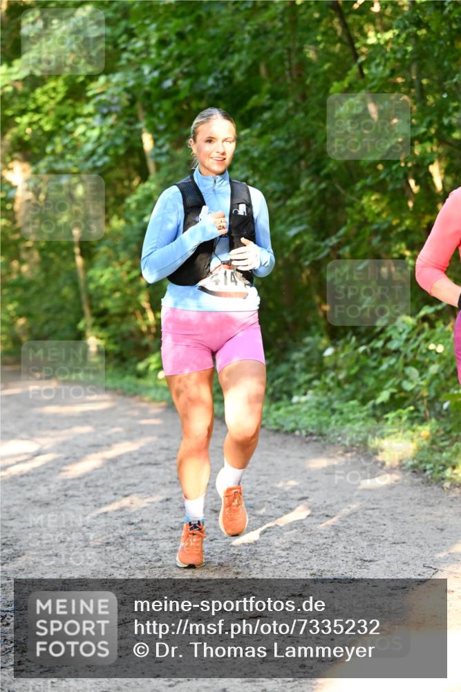 06.10.2024 - Bramfelder Halbmarathon 2024 Dr. Thomas Lammeyer http://msf.ph/oto/7335232 06.10.2024 09:54:28 Laufen  meine-sportfotos.de