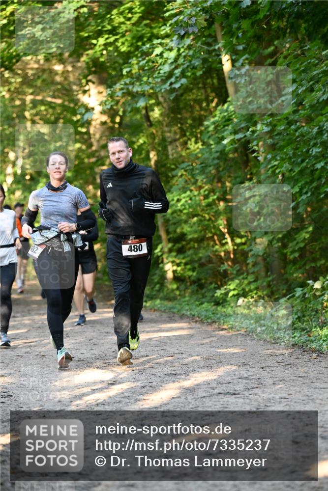 06.10.2024 - Bramfelder Halbmarathon 2024 Dr. Thomas Lammeyer http://msf.ph/oto/7335237 06.10.2024 09:54:38 Laufen 492, 480 meine-sportfotos.de