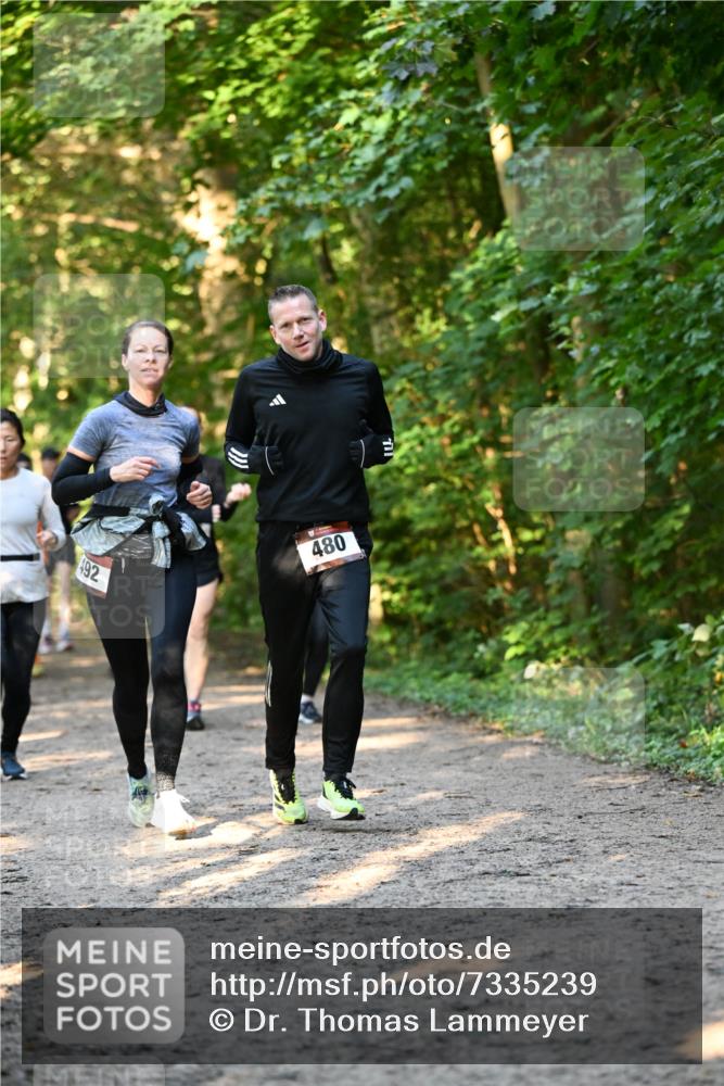 06.10.2024 - Bramfelder Halbmarathon 2024 Dr. Thomas Lammeyer http://msf.ph/oto/7335239 06.10.2024 09:54:38 Laufen 492, 480 meine-sportfotos.de