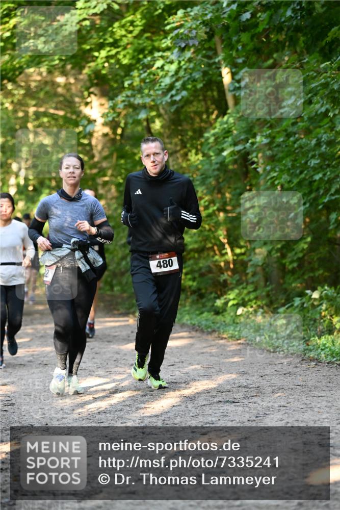 06.10.2024 - Bramfelder Halbmarathon 2024 Dr. Thomas Lammeyer http://msf.ph/oto/7335241 06.10.2024 09:54:38 Laufen 480 meine-sportfotos.de