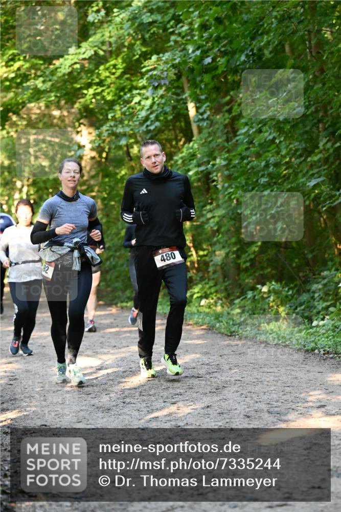 06.10.2024 - Bramfelder Halbmarathon 2024 Dr. Thomas Lammeyer http://msf.ph/oto/7335244 06.10.2024 09:54:38 Laufen 92, 480 meine-sportfotos.de
