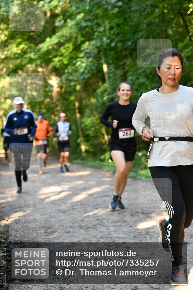 06.10.2024 - Bramfelder Halbmarathon 2024 Dr. Thomas Lammeyer http://msf.ph/oto/7335257 06.10.2024 09:54:41 Laufen 263 meine-sportfotos.de