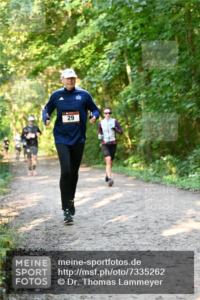 06.10.2024 - Bramfelder Halbmarathon 2024 Dr. Thomas Lammeyer http://msf.ph/oto/7335262 06.10.2024 09:54:43 Laufen 29 meine-sportfotos.de