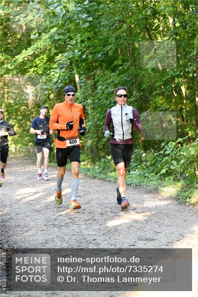 06.10.2024 - Bramfelder Halbmarathon 2024 Dr. Thomas Lammeyer http://msf.ph/oto/7335274 06.10.2024 09:54:45 Laufen 433, 400 meine-sportfotos.de