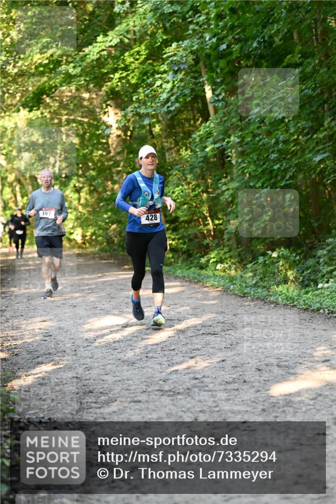 06.10.2024 - Bramfelder Halbmarathon 2024 Dr. Thomas Lammeyer http://msf.ph/oto/7335294 06.10.2024 09:54:50 Laufen 167, 428 meine-sportfotos.de