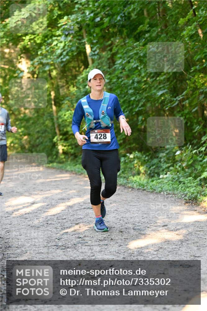 06.10.2024 - Bramfelder Halbmarathon 2024 Dr. Thomas Lammeyer http://msf.ph/oto/7335302 06.10.2024 09:54:51 Laufen 428 meine-sportfotos.de