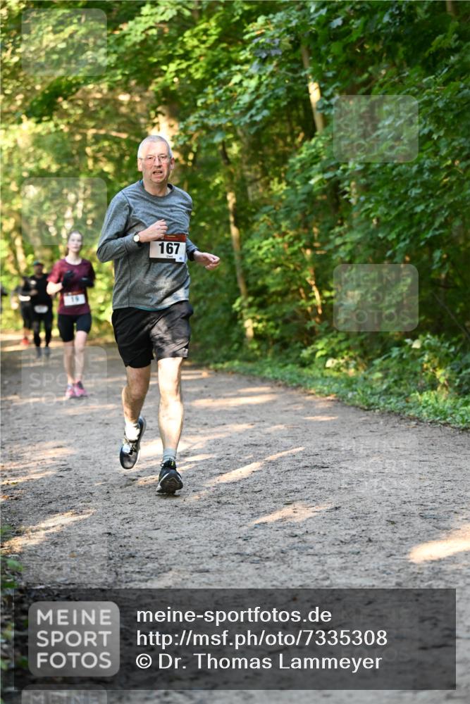 06.10.2024 - Bramfelder Halbmarathon 2024 Dr. Thomas Lammeyer http://msf.ph/oto/7335308 06.10.2024 09:54:52 Laufen 167 meine-sportfotos.de