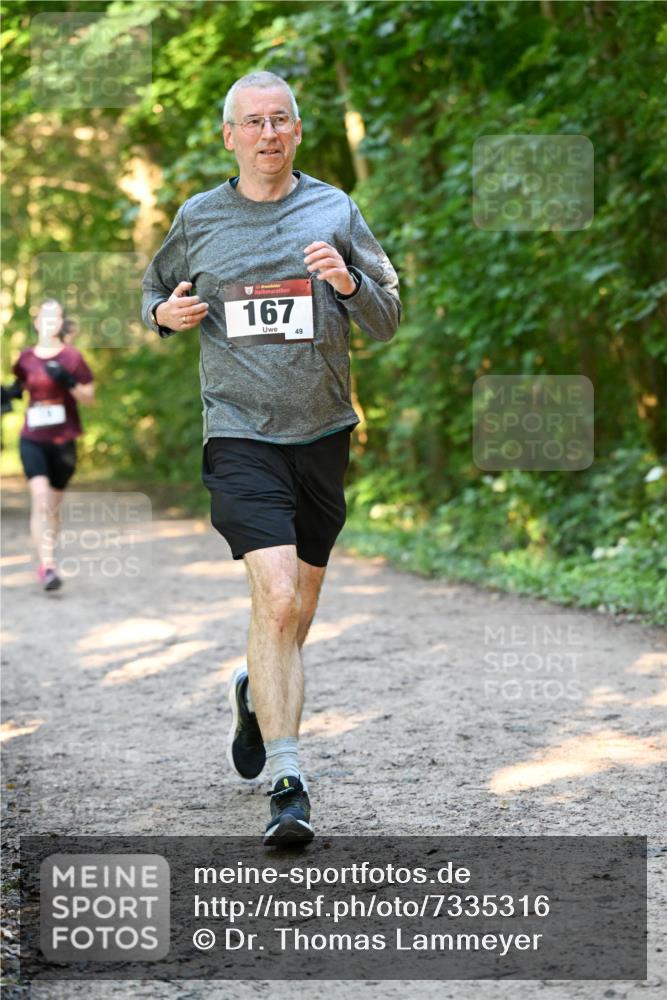 06.10.2024 - Bramfelder Halbmarathon 2024 Dr. Thomas Lammeyer http://msf.ph/oto/7335316 06.10.2024 09:54:53 Laufen 167, 49 meine-sportfotos.de