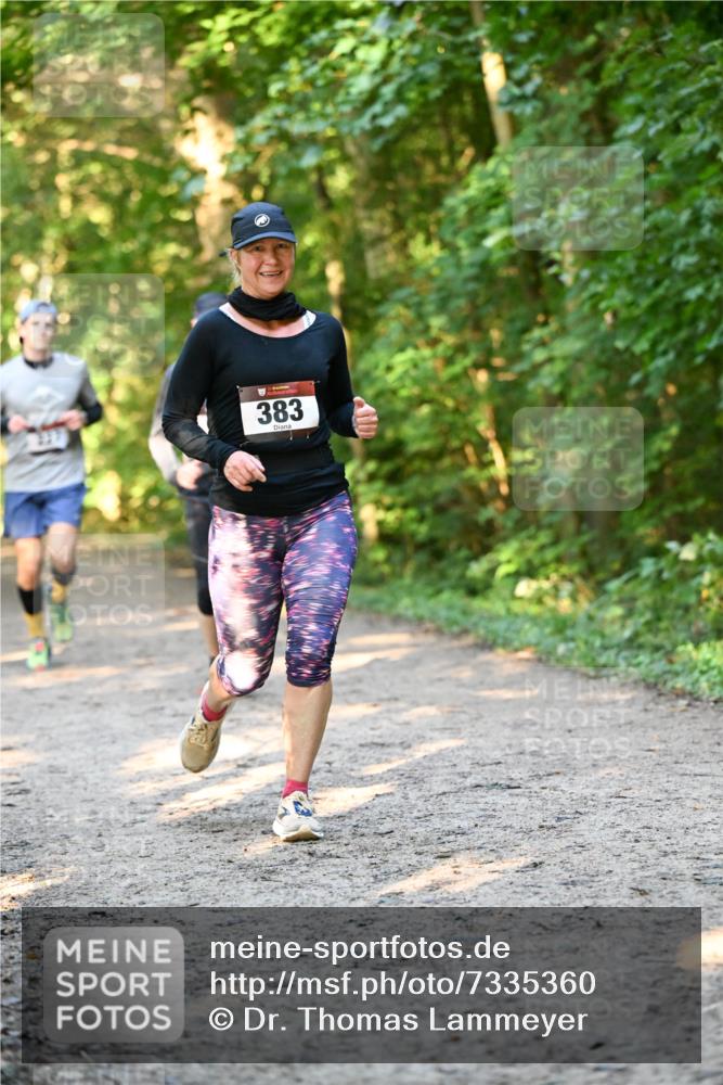 06.10.2024 - Bramfelder Halbmarathon 2024 Dr. Thomas Lammeyer http://msf.ph/oto/7335360 06.10.2024 09:55:02 Laufen 383 meine-sportfotos.de