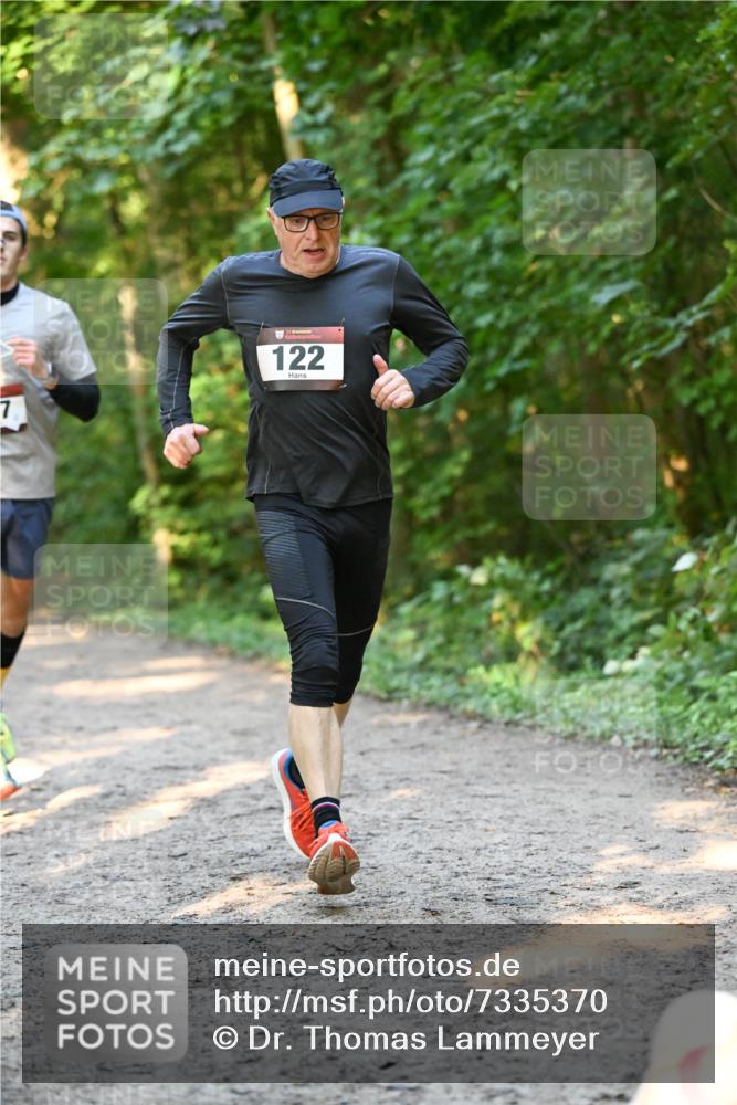 06.10.2024 - Bramfelder Halbmarathon 2024 Dr. Thomas Lammeyer http://msf.ph/oto/7335370 06.10.2024 09:55:04 Laufen 7, 122 meine-sportfotos.de