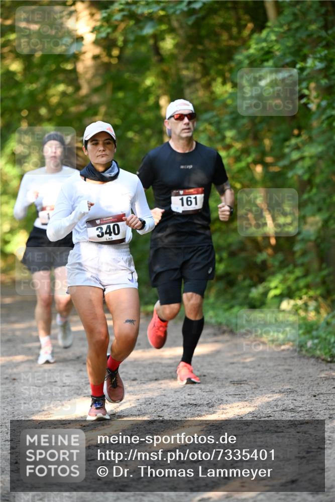 06.10.2024 - Bramfelder Halbmarathon 2024 Dr. Thomas Lammeyer http://msf.ph/oto/7335401 06.10.2024 09:55:12 Laufen 340, 161 meine-sportfotos.de