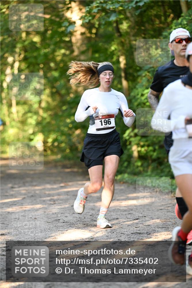 06.10.2024 - Bramfelder Halbmarathon 2024 Dr. Thomas Lammeyer http://msf.ph/oto/7335402 06.10.2024 09:55:13 Laufen 196 meine-sportfotos.de