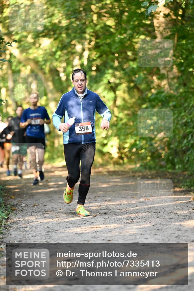 06.10.2024 - Bramfelder Halbmarathon 2024 Dr. Thomas Lammeyer http://msf.ph/oto/7335413 06.10.2024 09:55:16 Laufen 398 meine-sportfotos.de