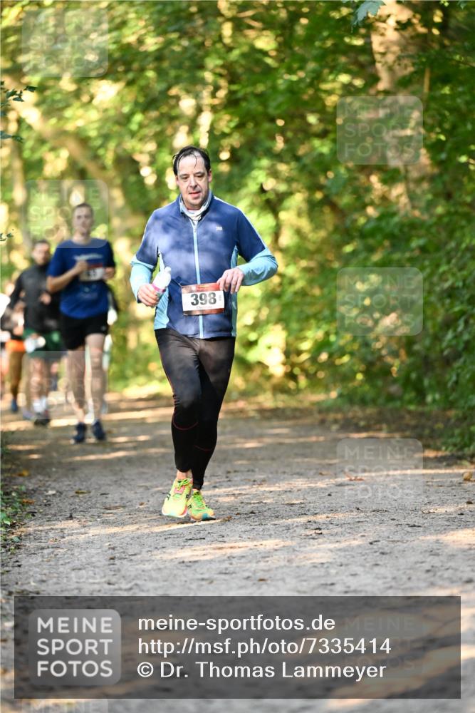 06.10.2024 - Bramfelder Halbmarathon 2024 Dr. Thomas Lammeyer http://msf.ph/oto/7335414 06.10.2024 09:55:16 Laufen 398 meine-sportfotos.de