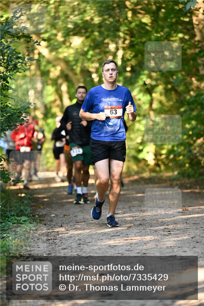 06.10.2024 - Bramfelder Halbmarathon 2024 Dr. Thomas Lammeyer http://msf.ph/oto/7335429 06.10.2024 09:55:20 Laufen 123, 20, 63 meine-sportfotos.de