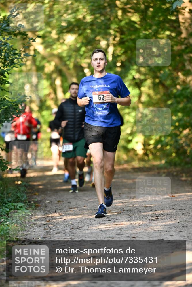 06.10.2024 - Bramfelder Halbmarathon 2024 Dr. Thomas Lammeyer http://msf.ph/oto/7335431 06.10.2024 09:55:20 Laufen 63 meine-sportfotos.de