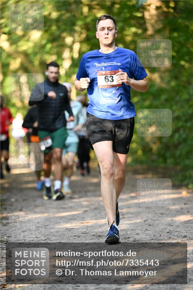 06.10.2024 - Bramfelder Halbmarathon 2024 Dr. Thomas Lammeyer http://msf.ph/oto/7335443 06.10.2024 09:55:22 Laufen 63 meine-sportfotos.de