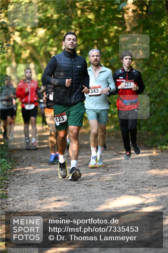 06.10.2024 - Bramfelder Halbmarathon 2024 Dr. Thomas Lammeyer http://msf.ph/oto/7335453 06.10.2024 09:55:24 Laufen 123, 343, 122 meine-sportfotos.de
