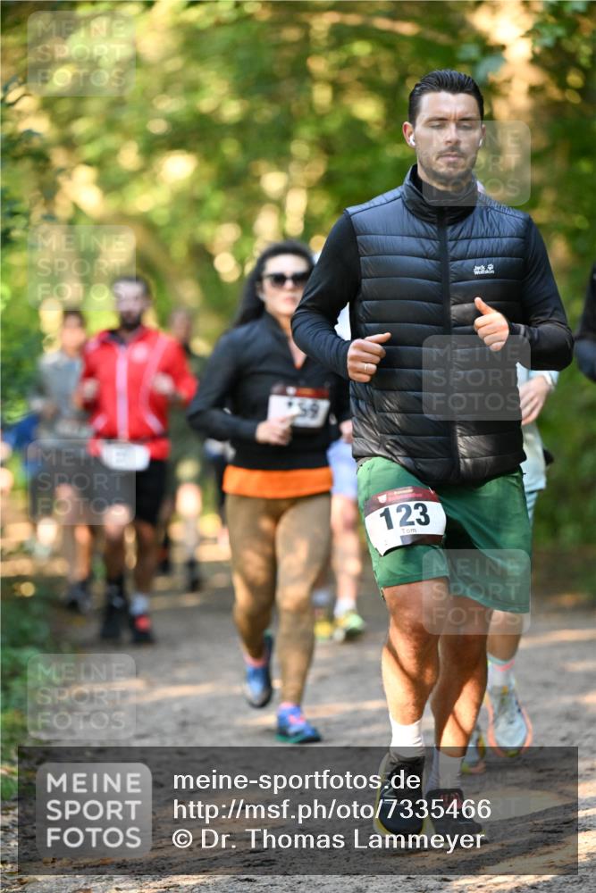 06.10.2024 - Bramfelder Halbmarathon 2024 Dr. Thomas Lammeyer http://msf.ph/oto/7335466 06.10.2024 09:55:26 Laufen 123 meine-sportfotos.de