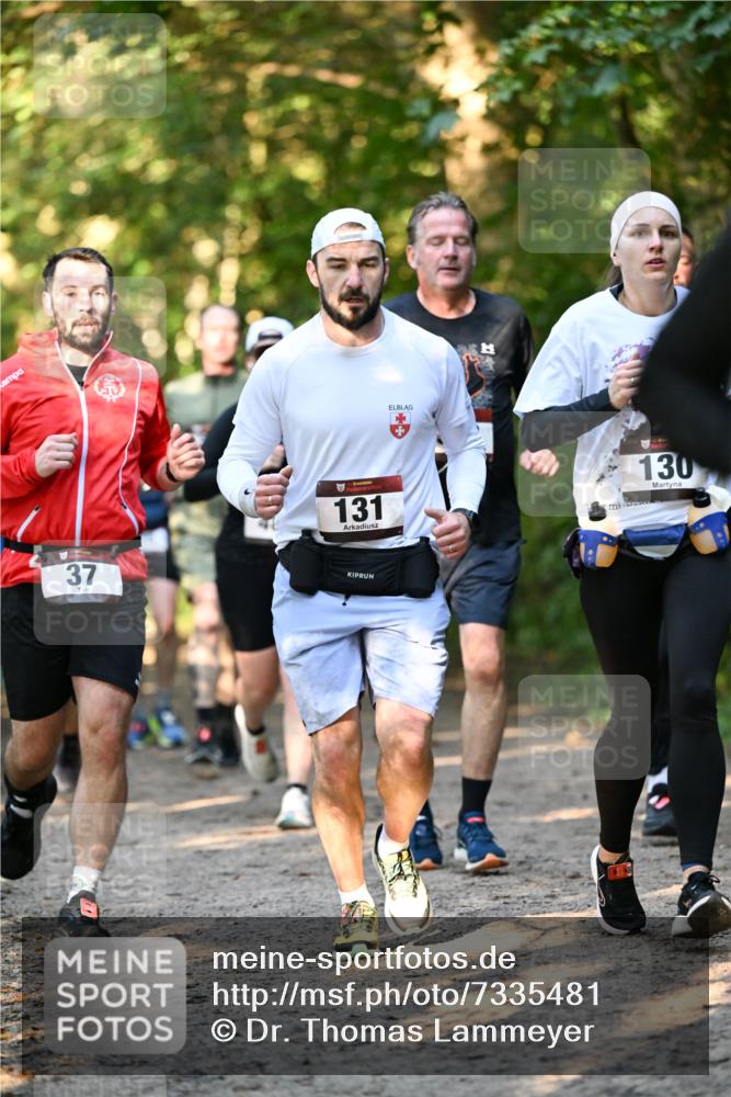 06.10.2024 - Bramfelder Halbmarathon 2024 Dr. Thomas Lammeyer http://msf.ph/oto/7335481 06.10.2024 09:55:30 Laufen 131, 130, 37 meine-sportfotos.de