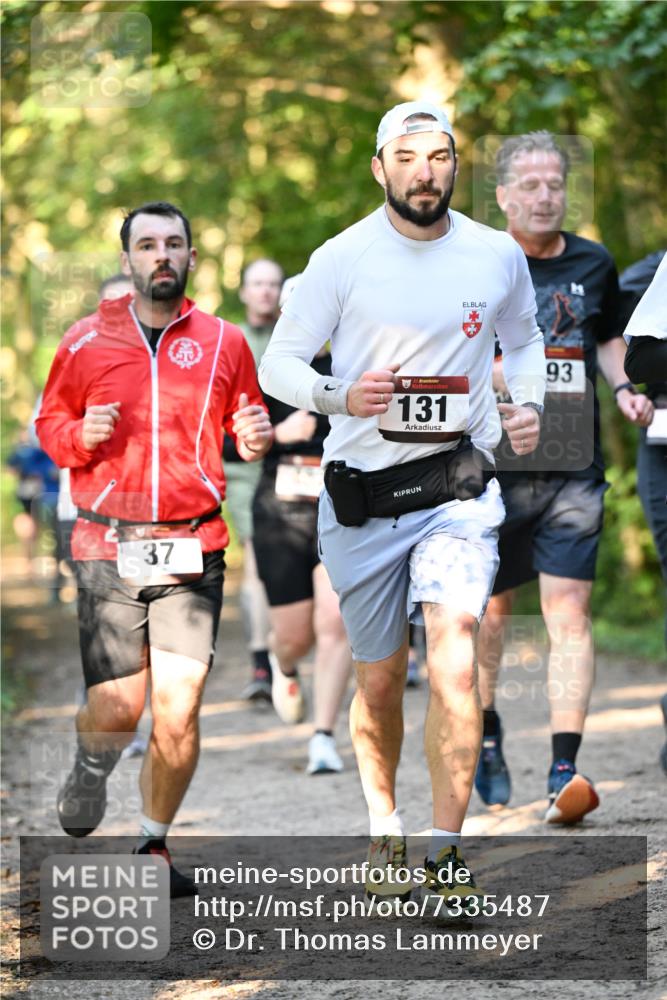 06.10.2024 - Bramfelder Halbmarathon 2024 Dr. Thomas Lammeyer http://msf.ph/oto/7335487 06.10.2024 09:55:30 Laufen 37, 131, 93 meine-sportfotos.de