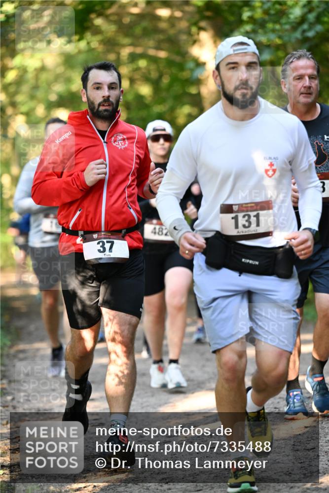 06.10.2024 - Bramfelder Halbmarathon 2024 Dr. Thomas Lammeyer http://msf.ph/oto/7335488 06.10.2024 09:55:31 Laufen 37, 482, 131, 3 meine-sportfotos.de