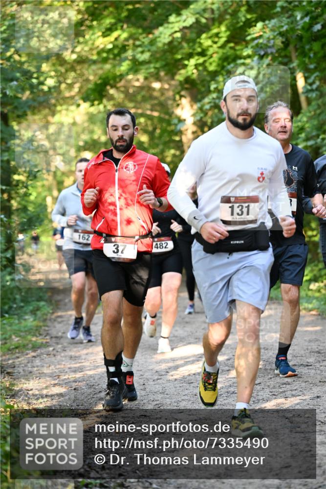 06.10.2024 - Bramfelder Halbmarathon 2024 Dr. Thomas Lammeyer http://msf.ph/oto/7335490 06.10.2024 09:55:31 Laufen 162, 37, 482, 131 meine-sportfotos.de